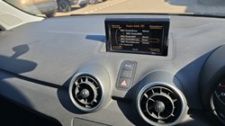 2018 (18) AUDI A1 1.0 TFSI SE 3dr 4583687