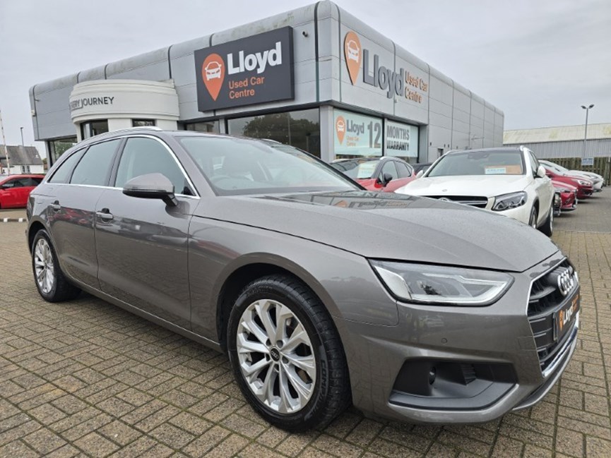 2021 (21) AUDI A4 35 TFSI Technik 5dr