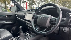 2020 (70) TOYOTA COMMERCIAL HILUX Invincible X D/Cab Pick Up 2.8 D-4D Auto 4671096
