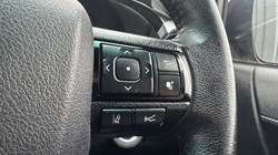 2020 (70) TOYOTA COMMERCIAL HILUX Invincible X D/Cab Pick Up 2.8 D-4D Auto 4671099