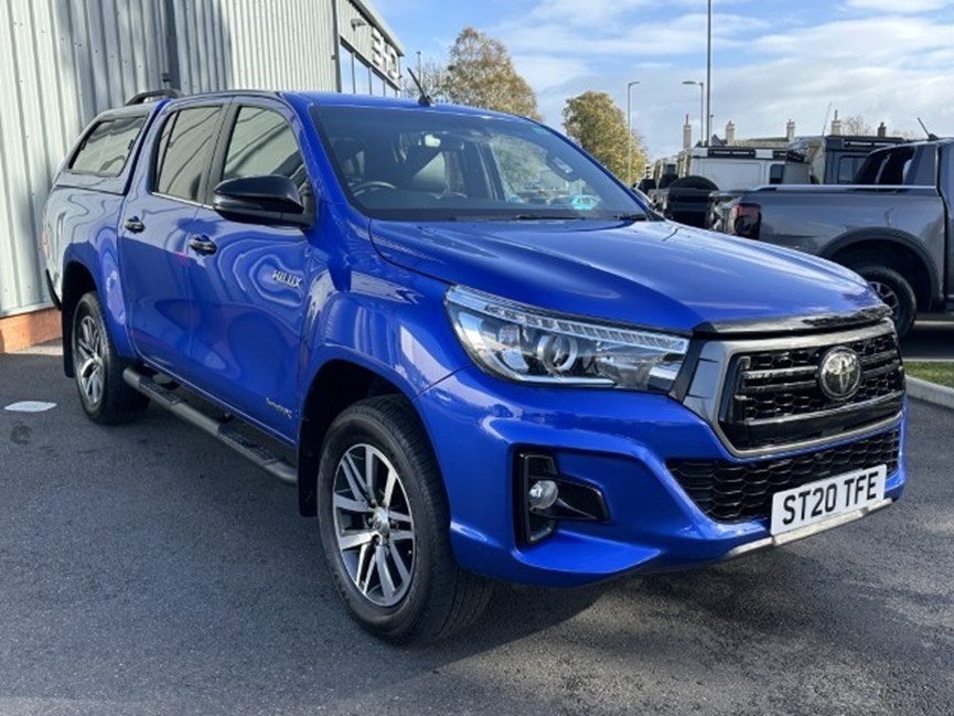 2020 (20) TOYOTA COMMERCIAL HILUX Invincible X D/Cab Pick Up 2.4 D-4D Auto