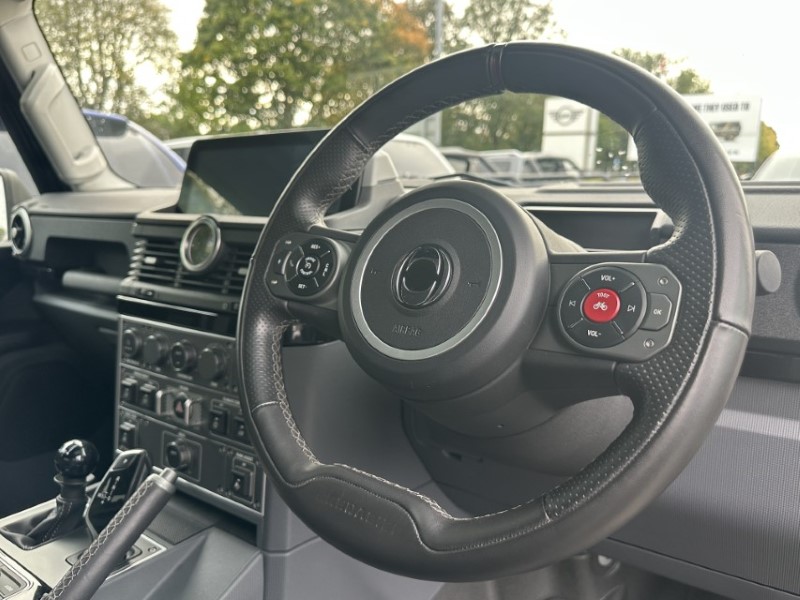 2024 (24) INEOS Commercials GRENADIER 3.0 TD Fieldmaster Edition Utility Auto [5 Seat] 4631581