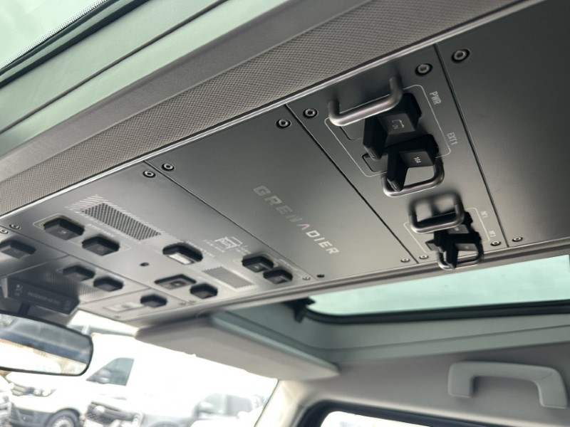 2024 (24) INEOS Commercials GRENADIER 3.0 TD Fieldmaster Edition Utility Auto [5 Seat] 4631577