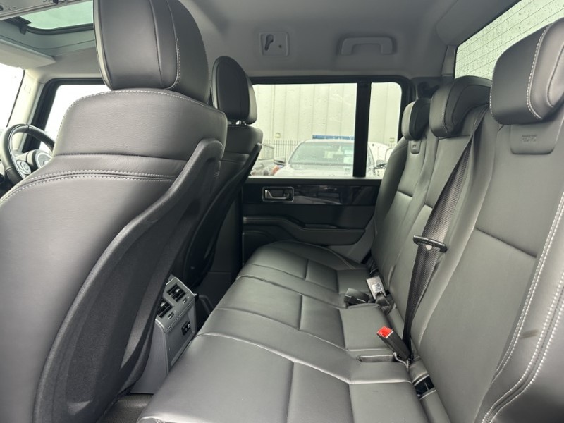 2024 (24) INEOS Commercials GRENADIER 3.0 TD Fieldmaster Edition Utility Auto [5 Seat] 4631569