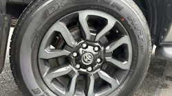 2022 (22) TOYOTA COMMERCIAL HILUX Invincible X D/Cab Pick Up 2.8 D-4D Auto 4661573