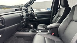 2022 (22) TOYOTA COMMERCIAL HILUX Invincible X D/Cab Pick Up 2.8 D-4D Auto 4661568