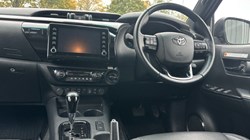 2022 (22) TOYOTA COMMERCIAL HILUX Invincible X D/Cab Pick Up 2.8 D-4D Auto 4661566