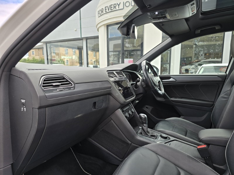 2018 (68) VOLKSWAGEN TIGUAN 2.0 TDi 150 4Motion R-Line 5dr DSG 4954512
