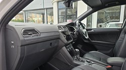 2018 (68) VOLKSWAGEN TIGUAN 2.0 TDi 150 4Motion R-Line 5dr DSG 4954512