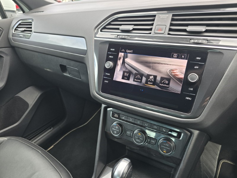 2018 (68) VOLKSWAGEN TIGUAN 2.0 TDi 150 4Motion R-Line 5dr DSG 4954532