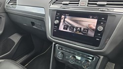 2018 (68) VOLKSWAGEN TIGUAN 2.0 TDi 150 4Motion R-Line 5dr DSG 4954532