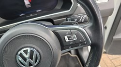 2018 (68) VOLKSWAGEN TIGUAN 2.0 TDi 150 4Motion R-Line 5dr DSG 4954521