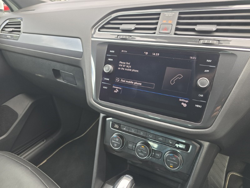 2018 (68) VOLKSWAGEN TIGUAN 2.0 TDi 150 4Motion R-Line 5dr DSG 4954525