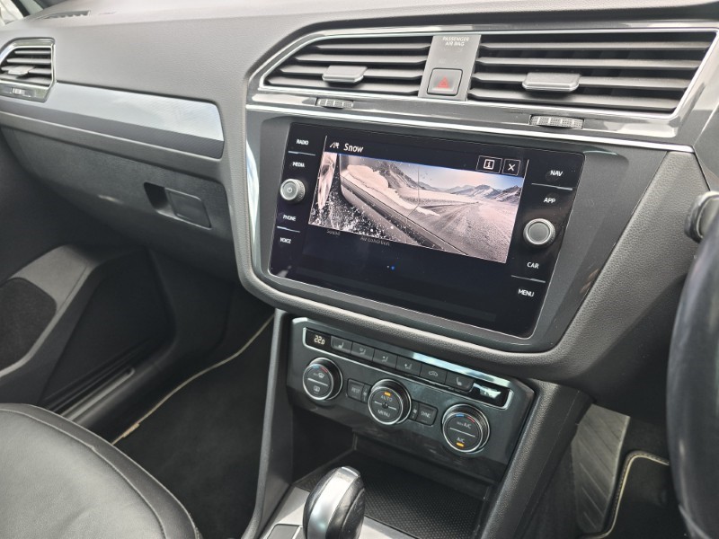 2018 (68) VOLKSWAGEN TIGUAN 2.0 TDi 150 4Motion R-Line 5dr DSG 4954533