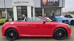 2016 (16) AUDI TT 2.0 TDI Ultra S Line 2dr 4672999