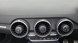 2016 (16) AUDI TT 2.0 TDI Ultra S Line 2dr 4673014