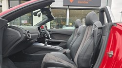 2016 (16) AUDI TT 2.0 TDI Ultra S Line 2dr 4673009