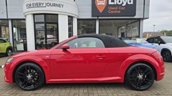 2016 (16) AUDI TT 2.0 TDI Ultra S Line 2dr 4672997