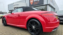 2016 (16) AUDI TT 2.0 TDI Ultra S Line 2dr 4672996