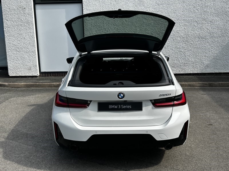  BMW 3 SERIES 320i M Sport 5dr Step Auto [Pro Pack] 3382842