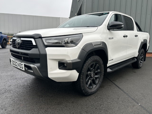 2022 (22) TOYOTA COMMERCIAL HILUX Invincible X D/Cab Pick Up 2.8 D-4D Auto 4724682