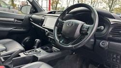 2022 (22) TOYOTA COMMERCIAL HILUX Invincible X D/Cab Pick Up 2.8 D-4D Auto 4724699