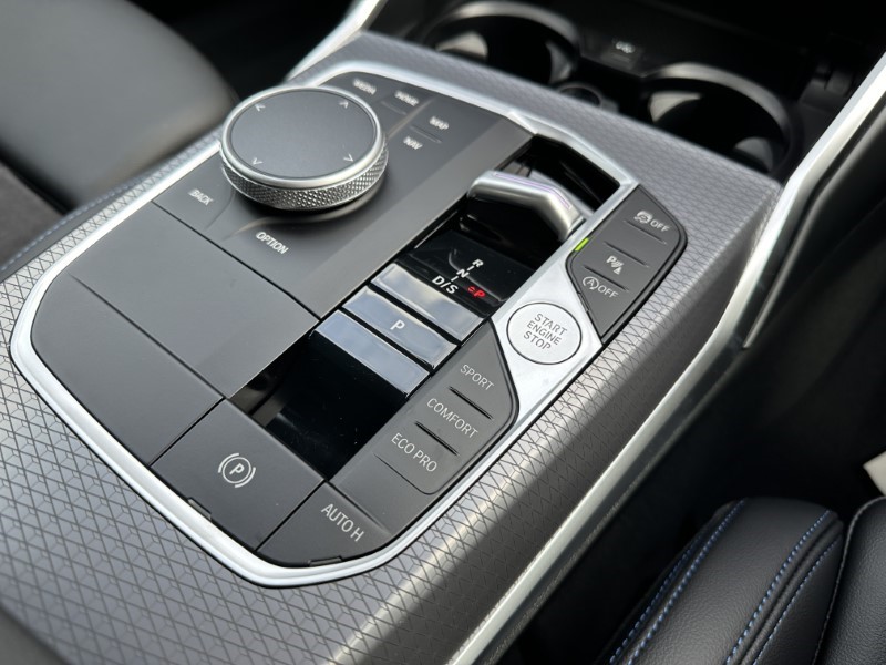 2024 (74) BMW 3 SERIES 320i M Sport 4dr Step Auto 3435738