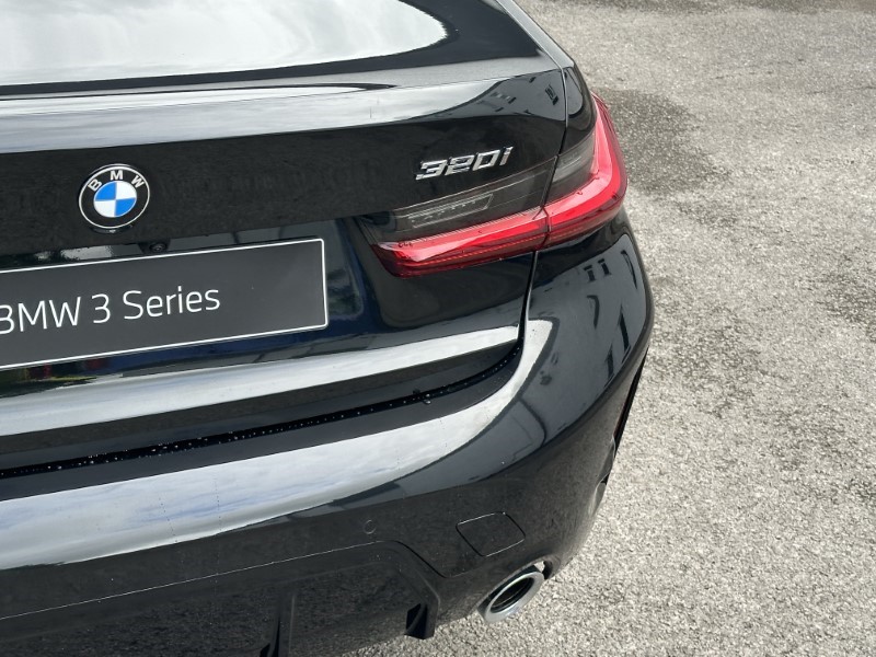 2024 (74) BMW 3 SERIES 320i M Sport 4dr Step Auto 3435750