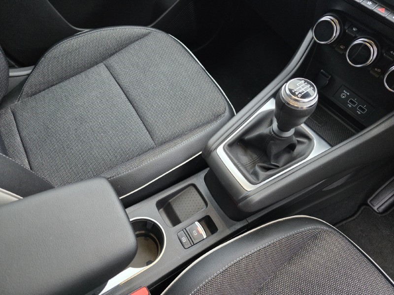 2022 (72) RENAULT CAPTUR 1.0 TCE 90 Techno 5dr 4677732