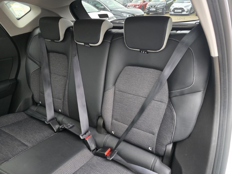 2022 (72) RENAULT CAPTUR 1.0 TCE 90 Techno 5dr 4677723