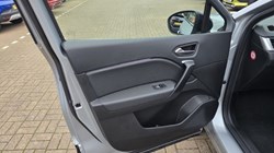 2022 (72) RENAULT CAPTUR 1.0 TCE 90 Techno 5dr 4677724