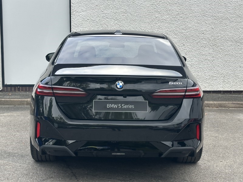  BMW 5 SERIES 520i M Sport Pro 4dr Auto 3554974