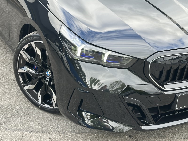  BMW 5 SERIES 520i M Sport Pro 4dr Auto 3554991