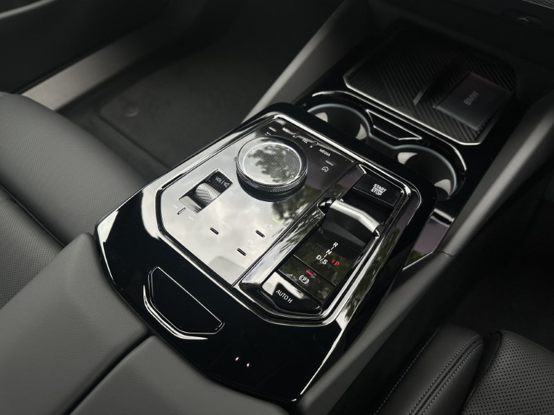  BMW 5 SERIES 520i M Sport Pro 4dr Auto 3554942