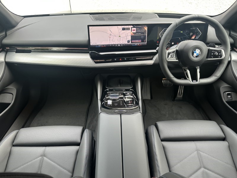  BMW 5 SERIES 520i M Sport Pro 4dr Auto 3554980