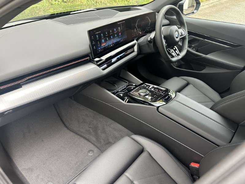  BMW 5 SERIES 520i M Sport Pro 4dr Auto 3554966