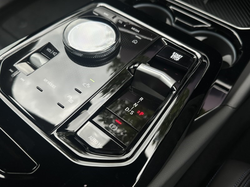  BMW 5 SERIES 520i M Sport Pro 4dr Auto 3554959