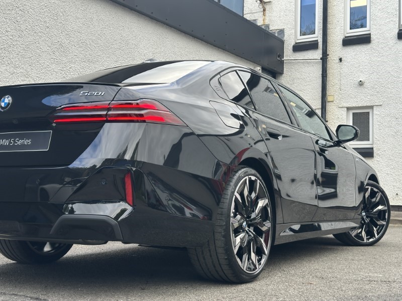  BMW 5 SERIES 520i M Sport Pro 4dr Auto 3554986