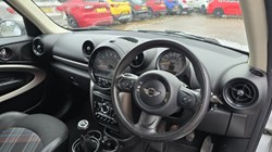 2016 (16) MINI PACEMAN 1.6 Cooper 3dr 4706560