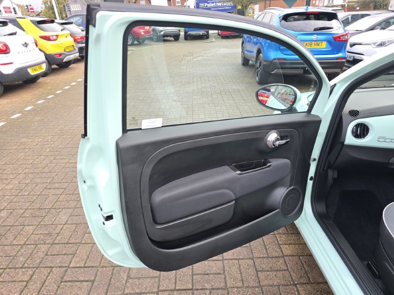 2019 (19) FIAT 500 1.2 Lounge 3dr 4746329