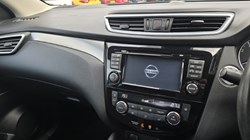 2018 (18) NISSAN QASHQAI 1.2 DiG-T N-Connecta 5dr Xtronic 4747933