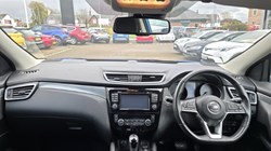 2018 (18) NISSAN QASHQAI 1.2 DiG-T N-Connecta 5dr Xtronic 4747917