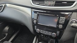 2018 (18) NISSAN QASHQAI 1.2 DiG-T N-Connecta 5dr Xtronic 4747928