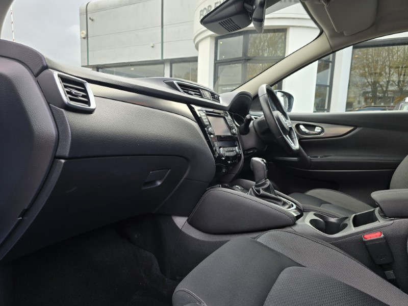 2018 (18) NISSAN QASHQAI 1.2 DiG-T N-Connecta 5dr Xtronic 4747921
