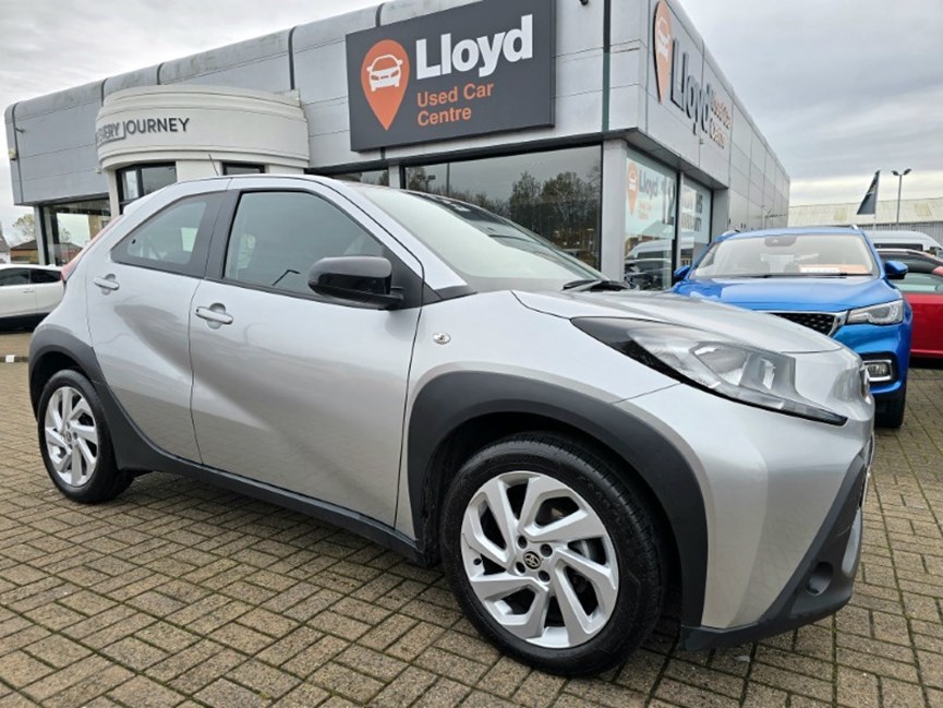 2023 (23) TOYOTA AYGO X 1.0 VVT-i Pure 5dr