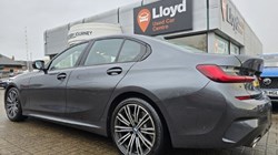 2019 (19) BMW 3 SERIES 330i M Sport 4dr Step Auto 4738053