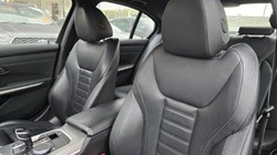 2019 (19) BMW 3 SERIES 330i M Sport 4dr Step Auto 4738069