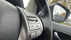 2020 (70) NISSAN COMMERCIAL NAVARA Double Cab Pick Up Tekna 2.3dCi 190 TT 4WD 4752104