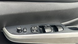 2020 (70) NISSAN COMMERCIAL NAVARA Double Cab Pick Up Tekna 2.3dCi 190 TT 4WD 4752103