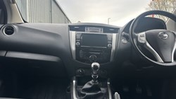 2020 (70) NISSAN COMMERCIAL NAVARA Double Cab Pick Up Tekna 2.3dCi 190 TT 4WD 4752093